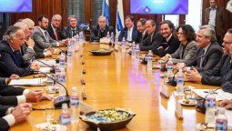 Alberto Fernández se recluye y diseña alianzas para un eventual Gobierno