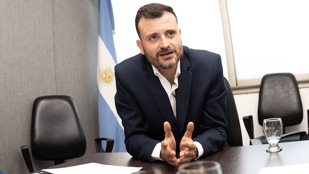 Leonardo Yapur, concejal de San Rafael y candidato a senador provincial de LLA+Cambia Mendoza en las elecciones 2025. Leonardo Yapur, concejal de San Rafael y candidato a senador provincial de LLA+Cambia Mendoza en las elecciones 2025.