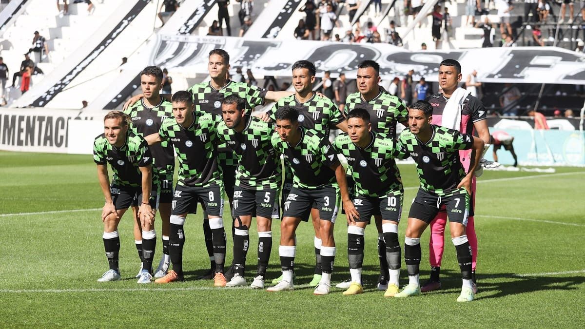 El Lobo jugará ante Guillermo Brown de Madryn, el próximo lunes en el Víctor Legrotaglie. El Lobo jugará ante Guillermo Brown de Madryn, el próximo lunes en el Víctor Legrotaglie.