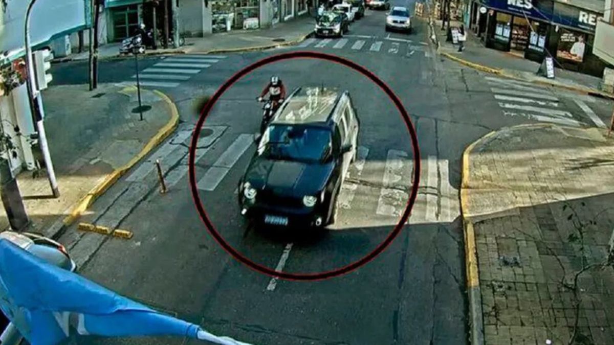 El abogado y el piloto de avión fallecido mantuvieron una discusión de tránsito en Vicente López El abogado y el piloto de avión fallecido mantuvieron una discusión de tránsito en Vicente López