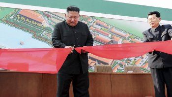 Kim Jong-un reapareció después de tres semanas de ausencia y silencio