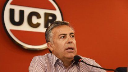 Cornejo repudió la protesta en la Quinta de Olivos pero respaldó el reclamo.