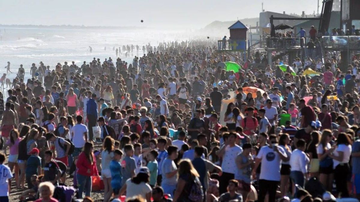 La Fiesta de la Primavera en Monte Hermoso es un clásico desde los años '70. La Fiesta de la Primavera en Monte Hermoso es un clásico desde los años '70.