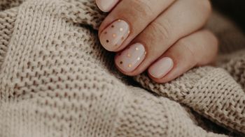 6 estilos de uñas minimalistas que son ideales para lucir en otoño 6 estilos de uñas minimalistas que son ideales para lucir en otoño