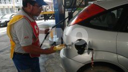 Expendedores de combustibles confirman que el alza será de entre el 6 y el 7% Expendedores de combustibles confirman que el alza será de entre el 6 y el 7%