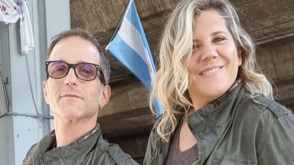 Los periodistas Federico Wiemeyer y Dominique Metzgter, quienes fueron víctimas de un televidente en un programa de Todo Noticias