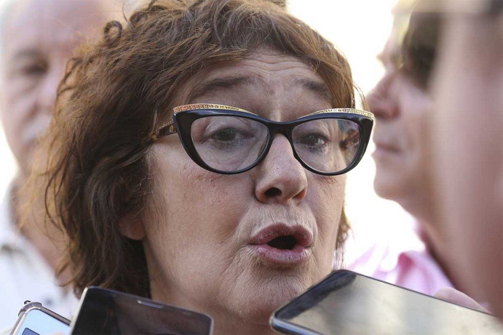 Sonia Alesso, secretaria de CTERA, sostuvo que el salario docente tienen que superar a la inflación en paritaria y recuperar lo que se perdió el año pasado.