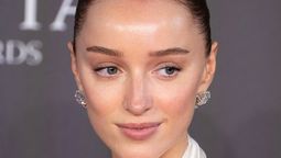 Phoebe Dynevor es la protagonista de este thriller de Netflix.