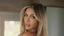 Romina Malaspina arrasó con sus fotos en colaless de transparencias.