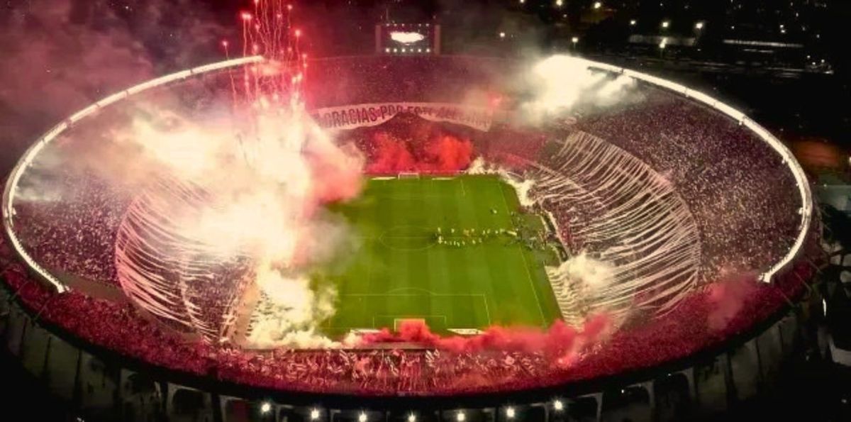 ¿Es un potrero?: así luce el Monumental para el Superclásico