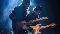Supernatural le rinde tributo a Carlos Santana.