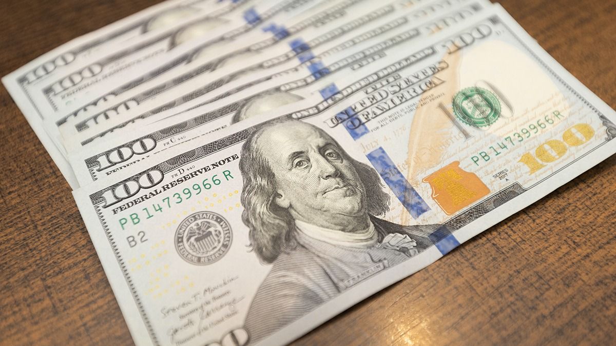 El dólar blue hoy en Mendoza se vendió a $1.225.