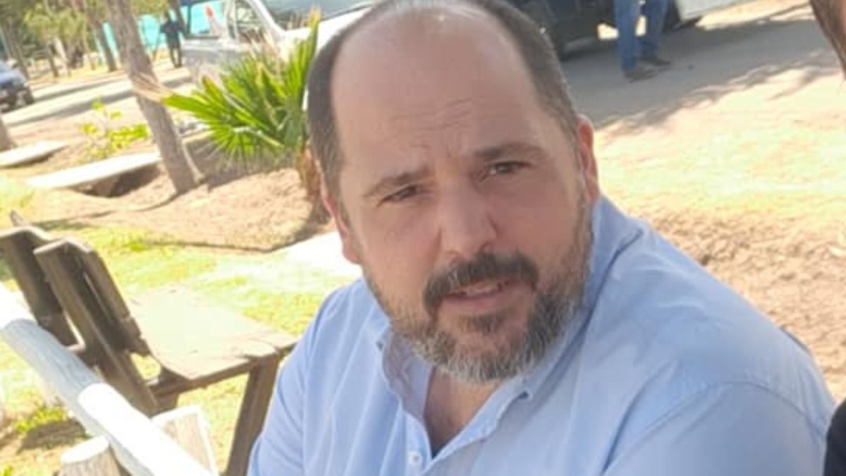 Jorge Noguerol, el presidente de la Cámara de Comercio de General Alvear, reclamó por la antena en La Mora que esperan desde hace 15 años.