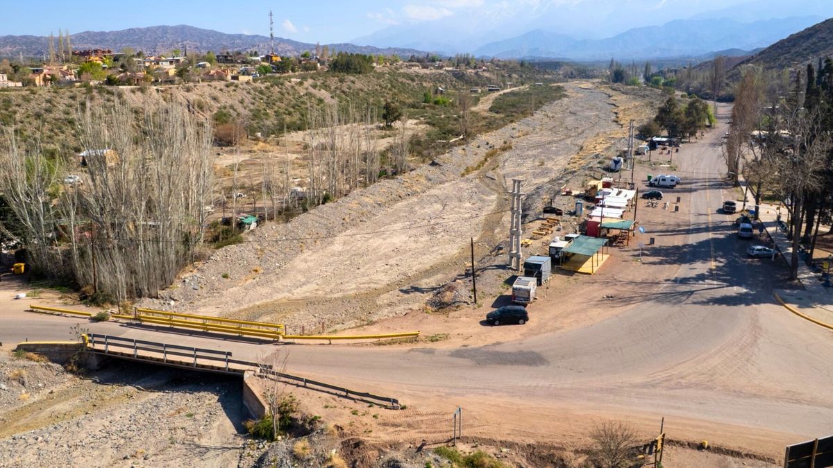 El puente que se reconstruirá sobre el río Blanco