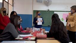Los docentes cobrarán hasta $20.000 correspondientes a la ayuda para útiles.