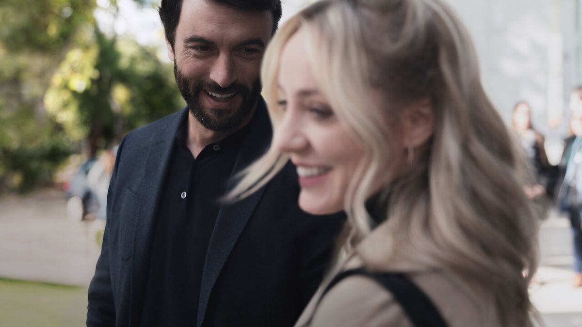 Javier Rey arrasa en Netflix con una serie española de 6 capítulos que es un éxito. Javier Rey arrasa en Netflix con una serie española de 6 capítulos que es un éxito.