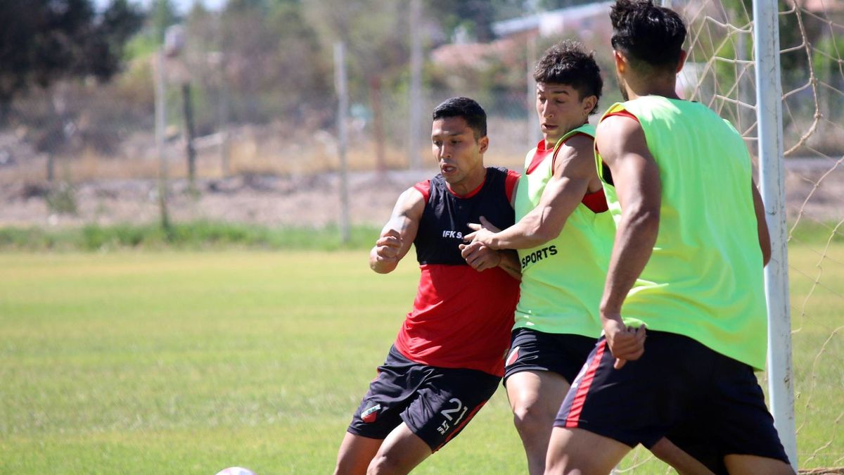 Deportivo Maipú volvió al trabajo enfocado en el choque de ida ante Estudiantes que se jugará en Río Cuarto. Deportivo Maipú volvió al trabajo enfocado en el choque de ida ante Estudiantes que se jugará en Río Cuarto.