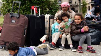 Las familias sirias refugiadas protestaron porque quieren irse de Uruguay