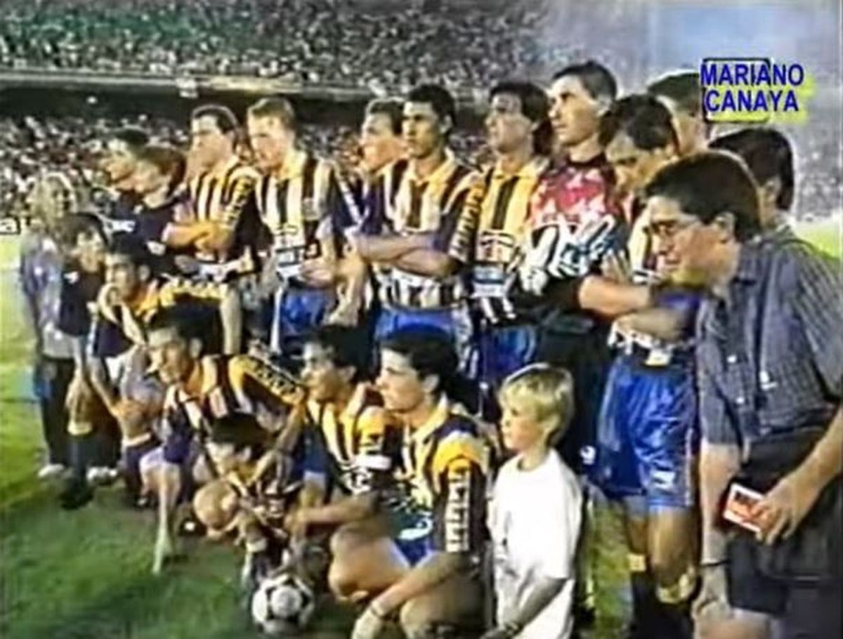 El arquero Roberto Abbondanzieri y a su derecha, Mario Kempes. / gentileza El arquero Roberto Abbondanzieri y a su derecha, Mario Kempes. / gentileza 