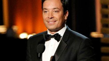 Jimmy Fallon premiado por aportar a la comedia