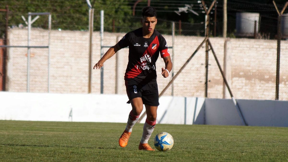 Leonel Videla sumó en este 2021 sus primeros minutos de fútbol en Maipú.