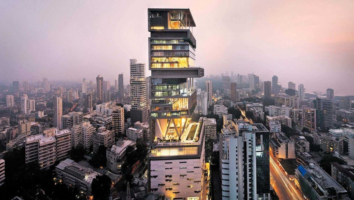 La casa más grande del mundo, una construcción con tres helipuertos y 27 pisos