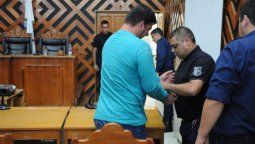 Abusó de sus tres hijas y fue condenado a 18 años de prisión