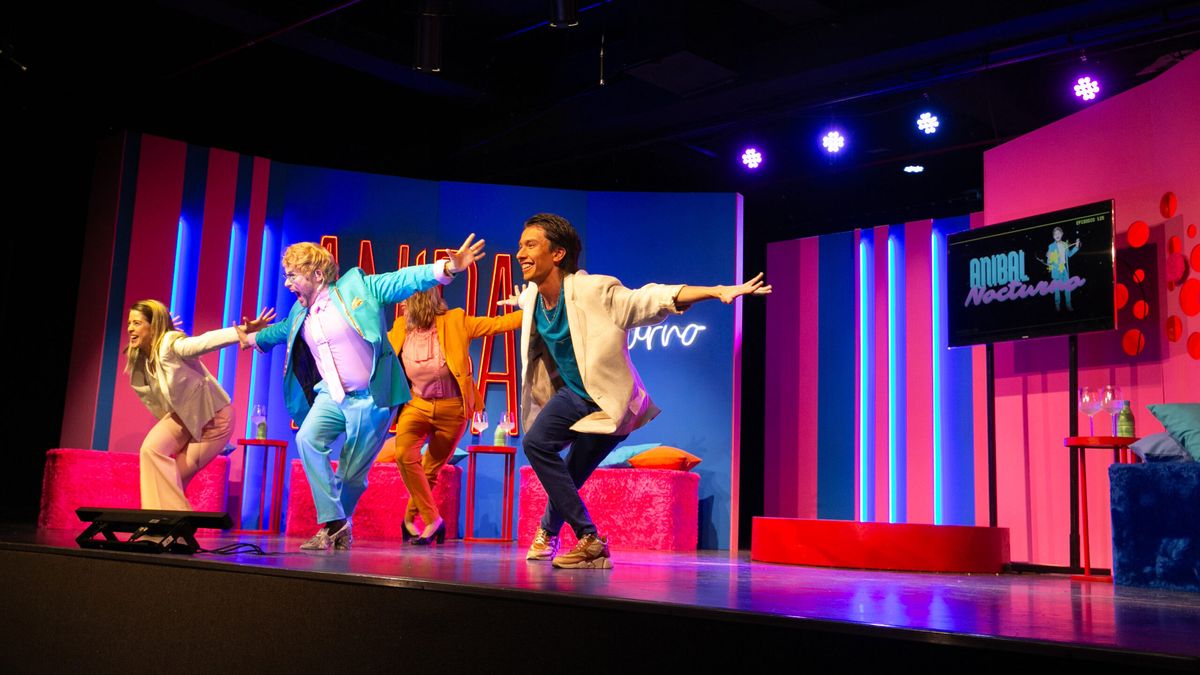 Podrido. La obra teatral tendrá funciones los domingos 11 y 18 de mayo.