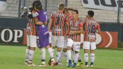 ¡La Lepra salió de la zona roja!