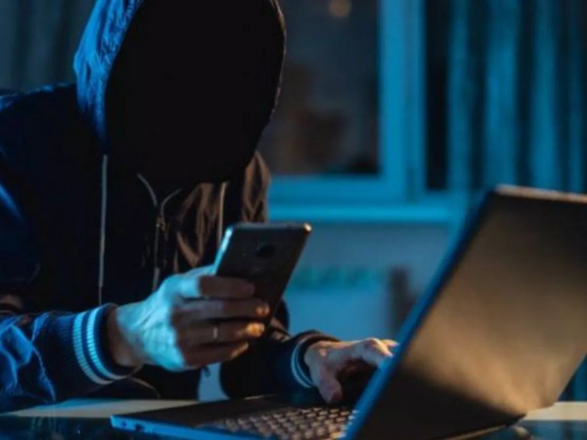 Los estafadores virtuales se multiplican al amparo del anonimato de las llamadas de números privados, desconocidos y spam. Los estafadores virtuales se multiplican al amparo del anonimato de las llamadas de números privados, desconocidos y spam.