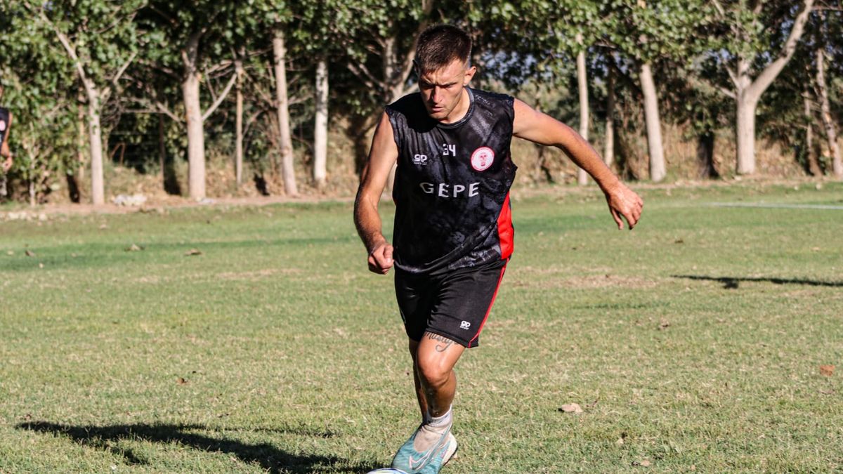 Nicolás Alí regresó a Huracán Las Heras, tras su ascenso con Gutiérrez. Nicolás Alí regresó a Huracán Las Heras, tras su ascenso con Gutiérrez.