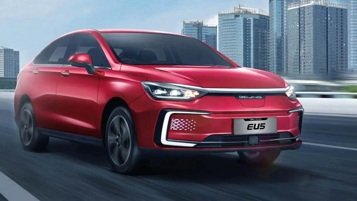 ¿Cuál es la diferencia entre tener una fábrica de autos y a punta de pistola ir a la frontera y no dejar entrar a nadie que haya comprado un auto en el extranjero y solicitar y lograr que el Congreso vote una ley para que no dejen entrar autos importados? ¿Cuál es la diferencia entre tener una fábrica de autos y a punta de pistola ir a la frontera y no dejar entrar a nadie que haya comprado un auto en el extranjero y solicitar y lograr que el Congreso vote una ley para que no dejen entrar autos importados?