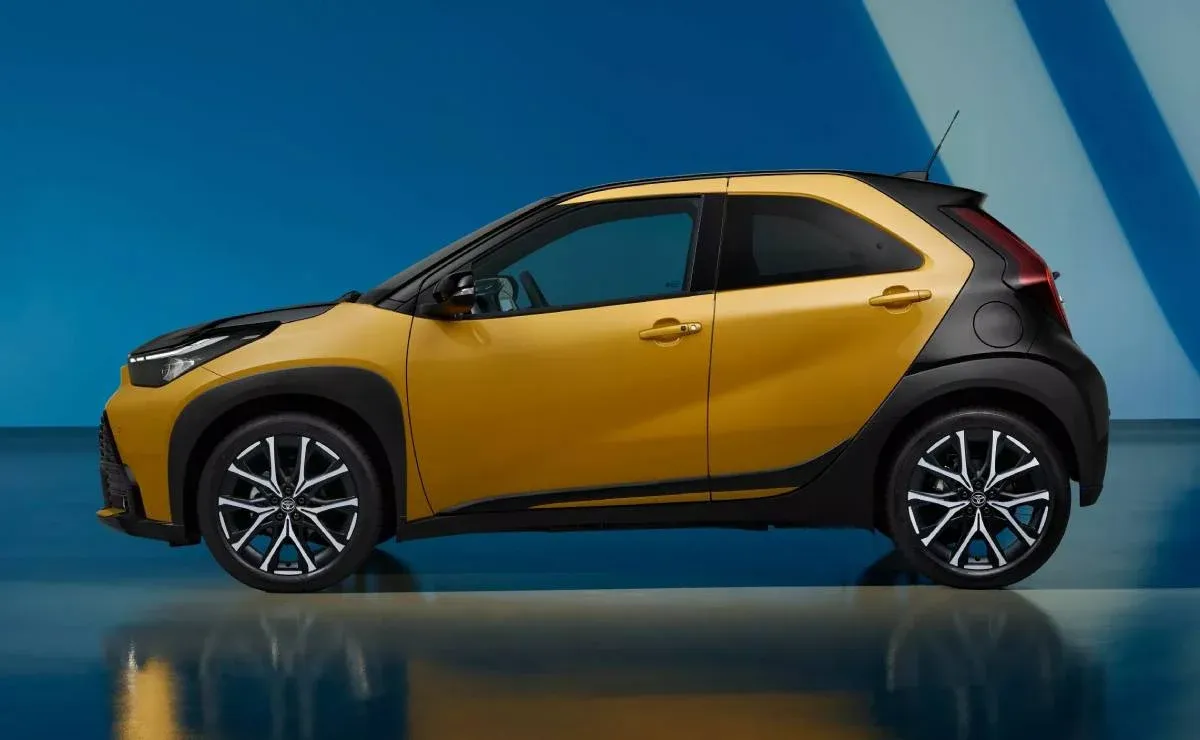 El Toyota Aygo viene en diferentes versiones, algunas bastante costosas. El Toyota Aygo viene en diferentes versiones, algunas bastante costosas.