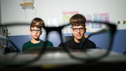 Miopía: debe ser considerada una enfermedad y no se resuelve solo con anteojos