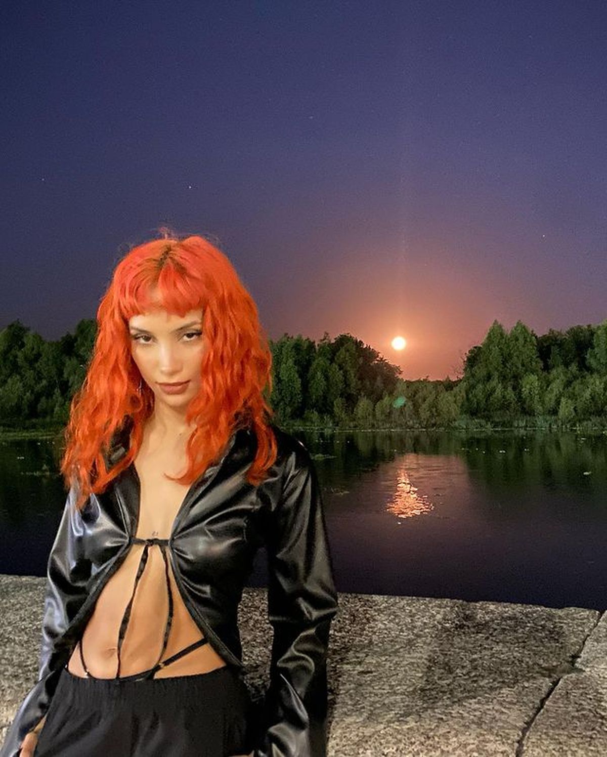 Melody Luz se sumó al look "tanga a la vista".