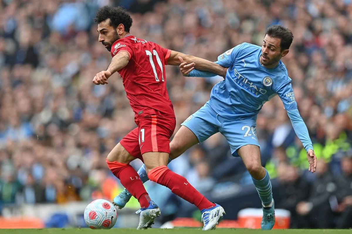 Manchester City y Liverpool empataron 2 a 2 y siguen primero y segundo en la Premier League