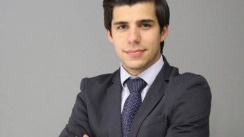 Creció en un orfanato y gana millones de euros al año