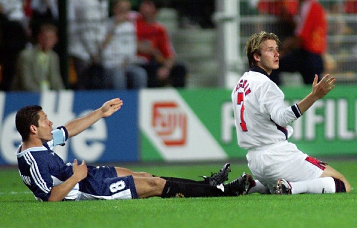 Diego Simeone fue parte del triunfo de la Selección argentina ante Inglaterra en Francia 1998.
