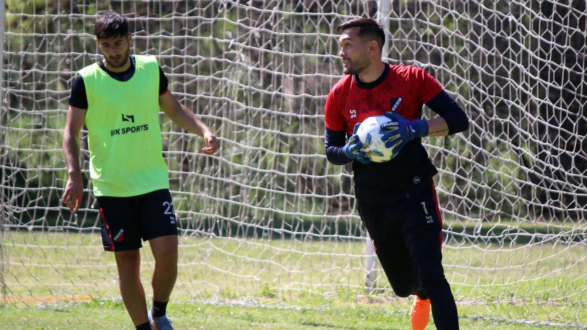 El arquero Juan Pablo Cozzani volverá a ser titular en el Deportivo Maipú. El arquero Juan Pablo Cozzani volverá a ser titular en el Deportivo Maipú.
