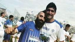 Referentes tombinos: el músico Diego Aput y el querio ex jugador Nicolás Olmedo.