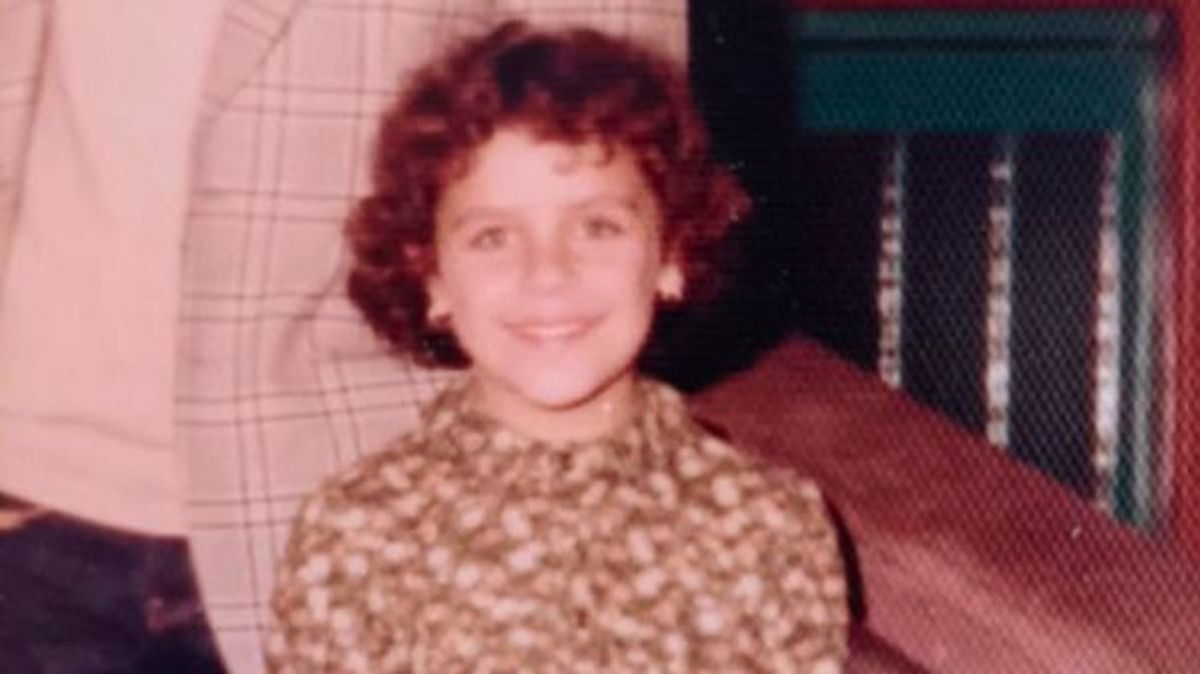 A los ocho el pelo era un A los ocho el pelo era un