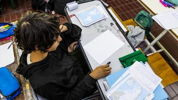 La DGE confirmó que en 20 escuelas se hará una prueba piloto con los cambios en la secundaria La DGE confirmó que en 20 escuelas se hará una prueba piloto con los cambios en la secundaria