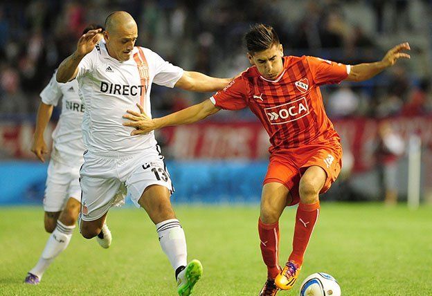 Independiente y Estudiantes abrieron el verano