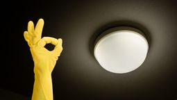 Un truco para limpiar y mantener los plafones impecables.