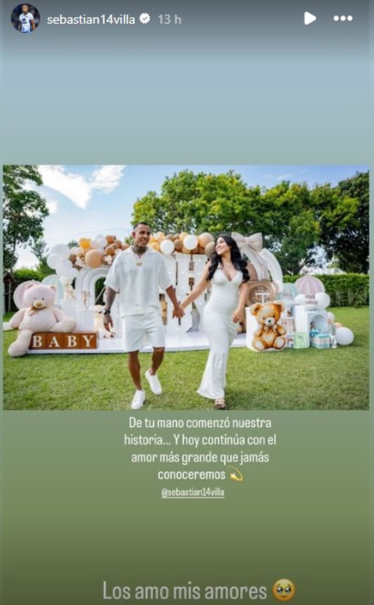 Sebasti&aacute;n Villa celebr&oacute; con su pareja la noticia de la llegada de un hijo.&nbsp;