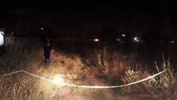 ¿Descuartizada y quemada? Encontraron un torso y una pierna en un descampado