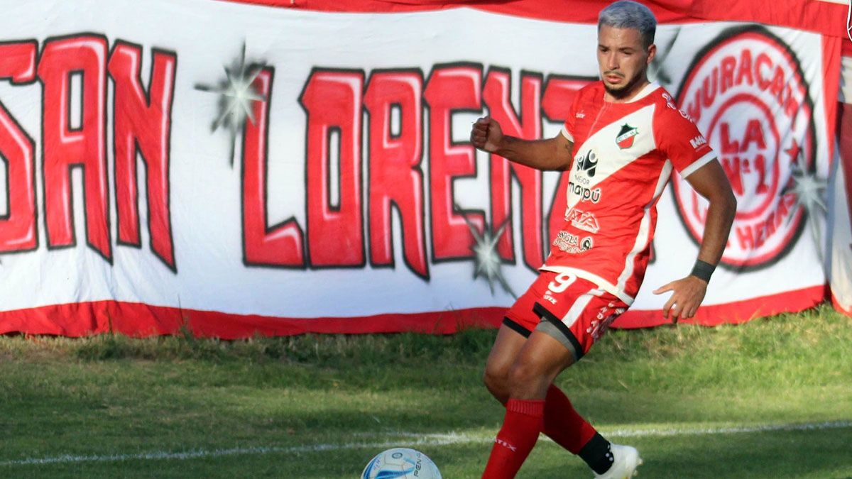 El delantero Matias Persia. Foto: gentileza Prensa Deportivo Maipú.