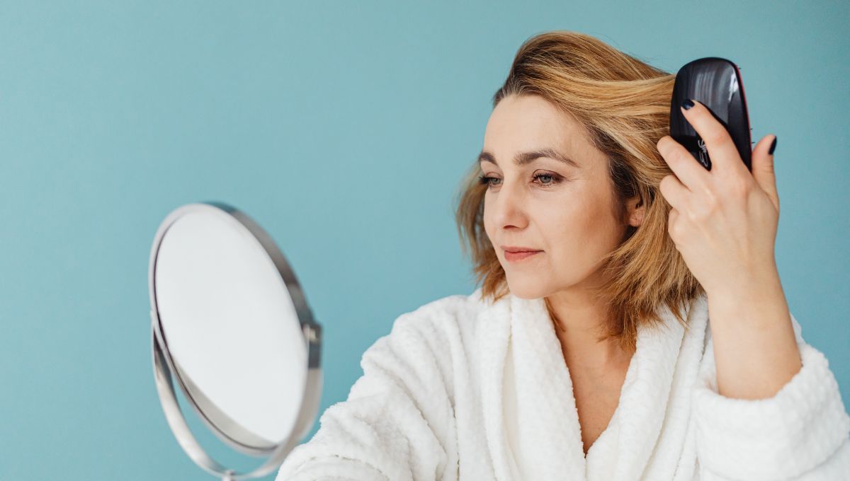 El corte de pelo que disimula los remolinos de una manera natural y relajada