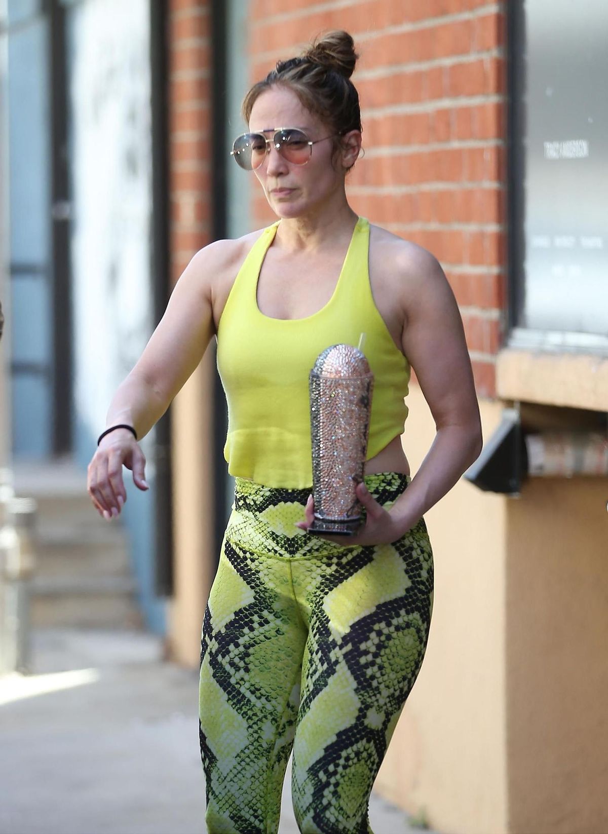 Jennifer Lopez es una de las celebridades que juega pickleball. Jennifer Lopez es una de las celebridades que juega pickleball.