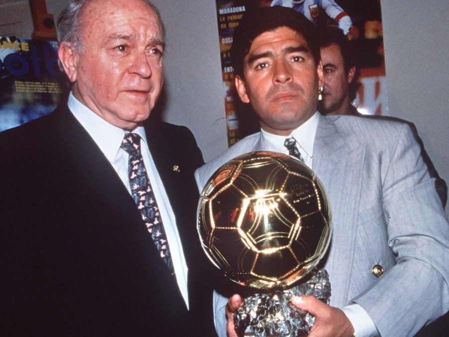 Maradona y Di Stéfano, candidatos al Dream Team del Balón de Oro.